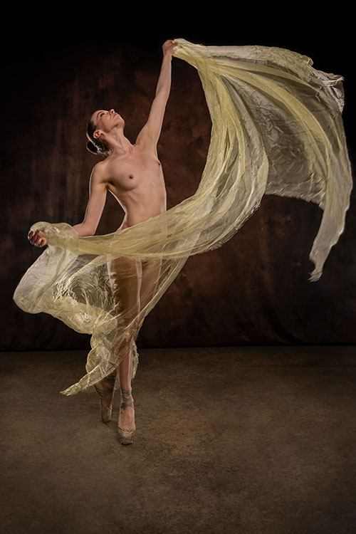 DavisPhotoArts Boudoir with Model Denisa Strakova